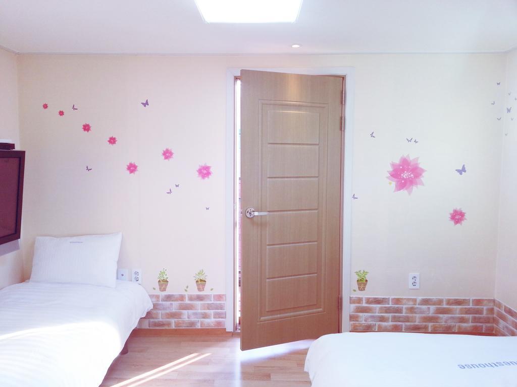 Iu Guest House Myeongdong Seul Camera foto