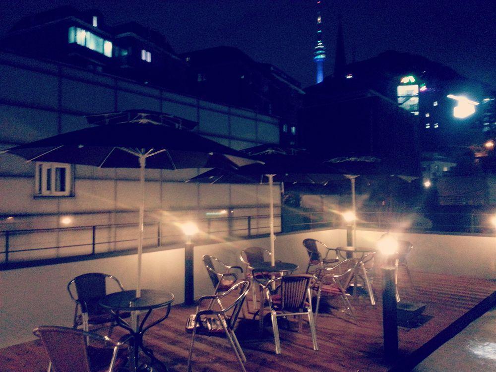 Iu Guest House Myeongdong Seul Esterno foto