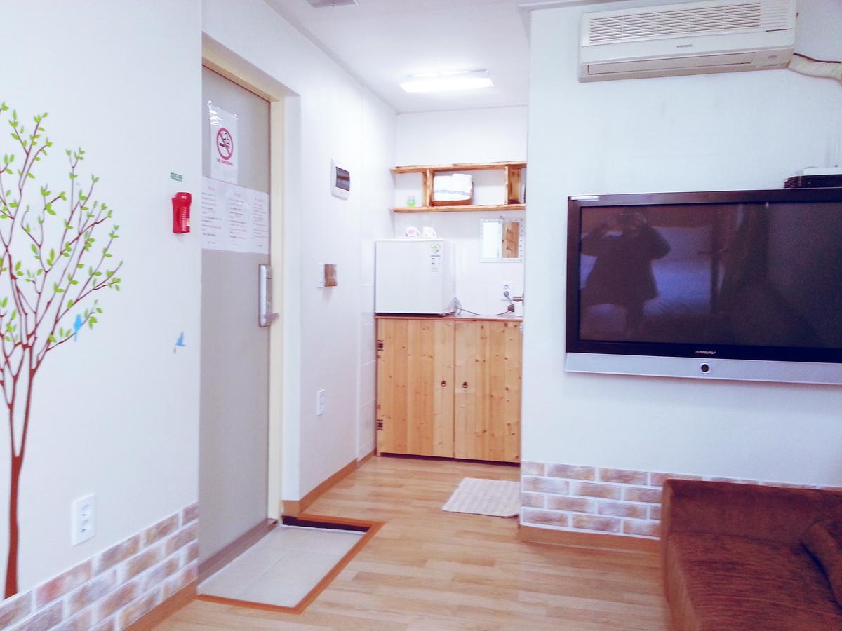 Iu Guest House Myeongdong Seul Camera foto